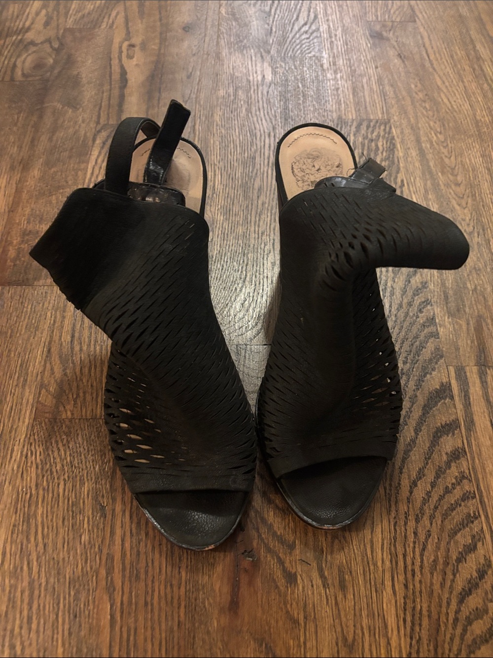 Vince camuto Black Cutout Peep-Toe Slingback bootie Heels - Women 9.5